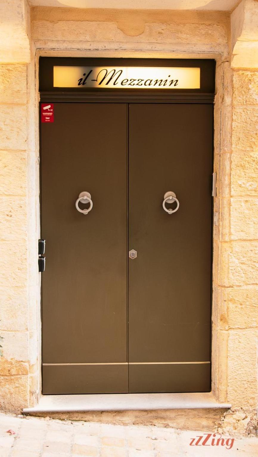 A Traditional Maltese Home In The Three Cities Биргу Экстерьер фото