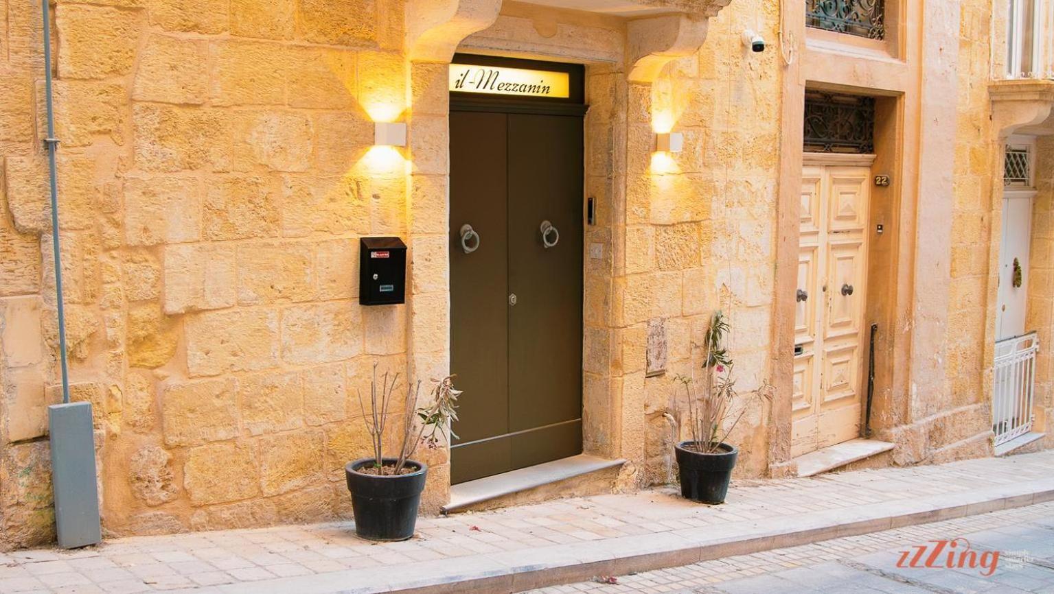 A Traditional Maltese Home In The Three Cities Биргу Экстерьер фото